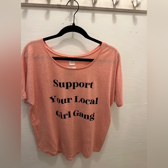 Support Your Local Girl Gang flowy tee - Picture 4 of 4